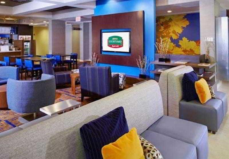 Courtyard Columbus Airport Hotel Buitenkant foto